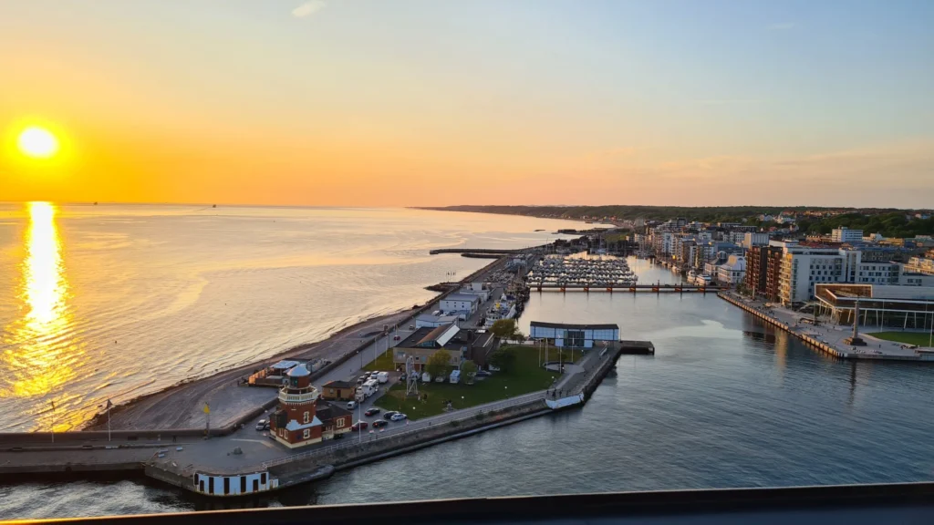 I Helsingborg finns finns Silverkanten – trygg hjälp och sällskap i hemmet